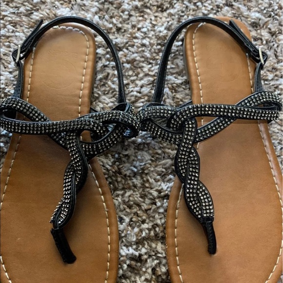 G by guess women’s sandals flip flops - Picture 2 of 4